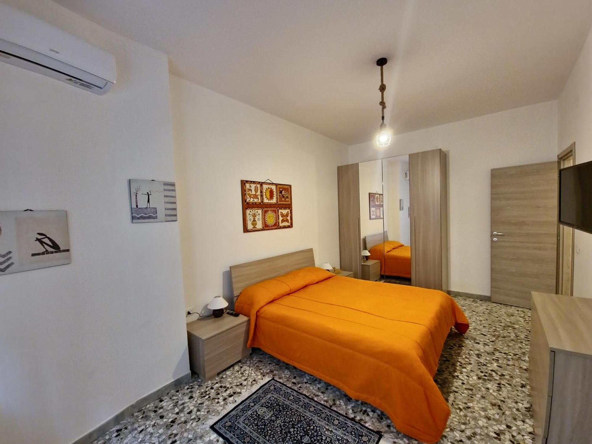 Garibaldi Square Apartment Bari Exterior photo